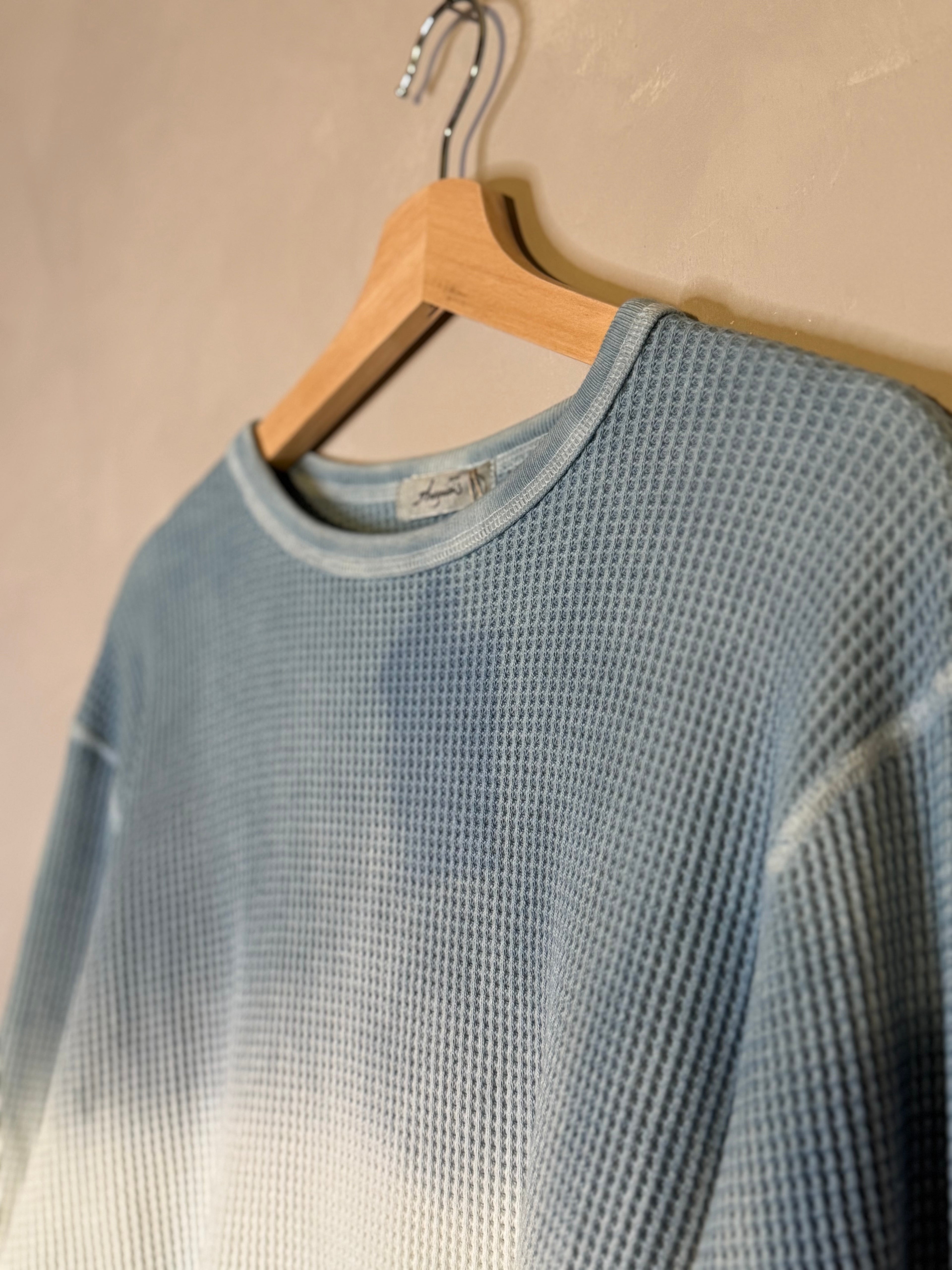 Ichi Antiquites indigo ombré waffle knit cotton shirt