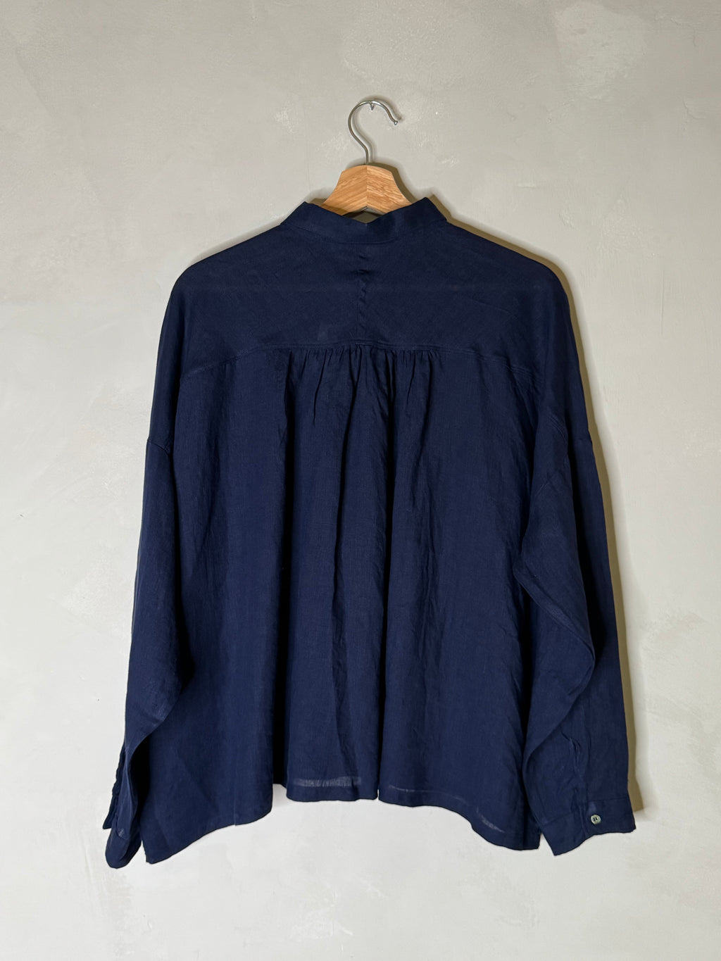Ichi antiquites indigo linen button down shirt