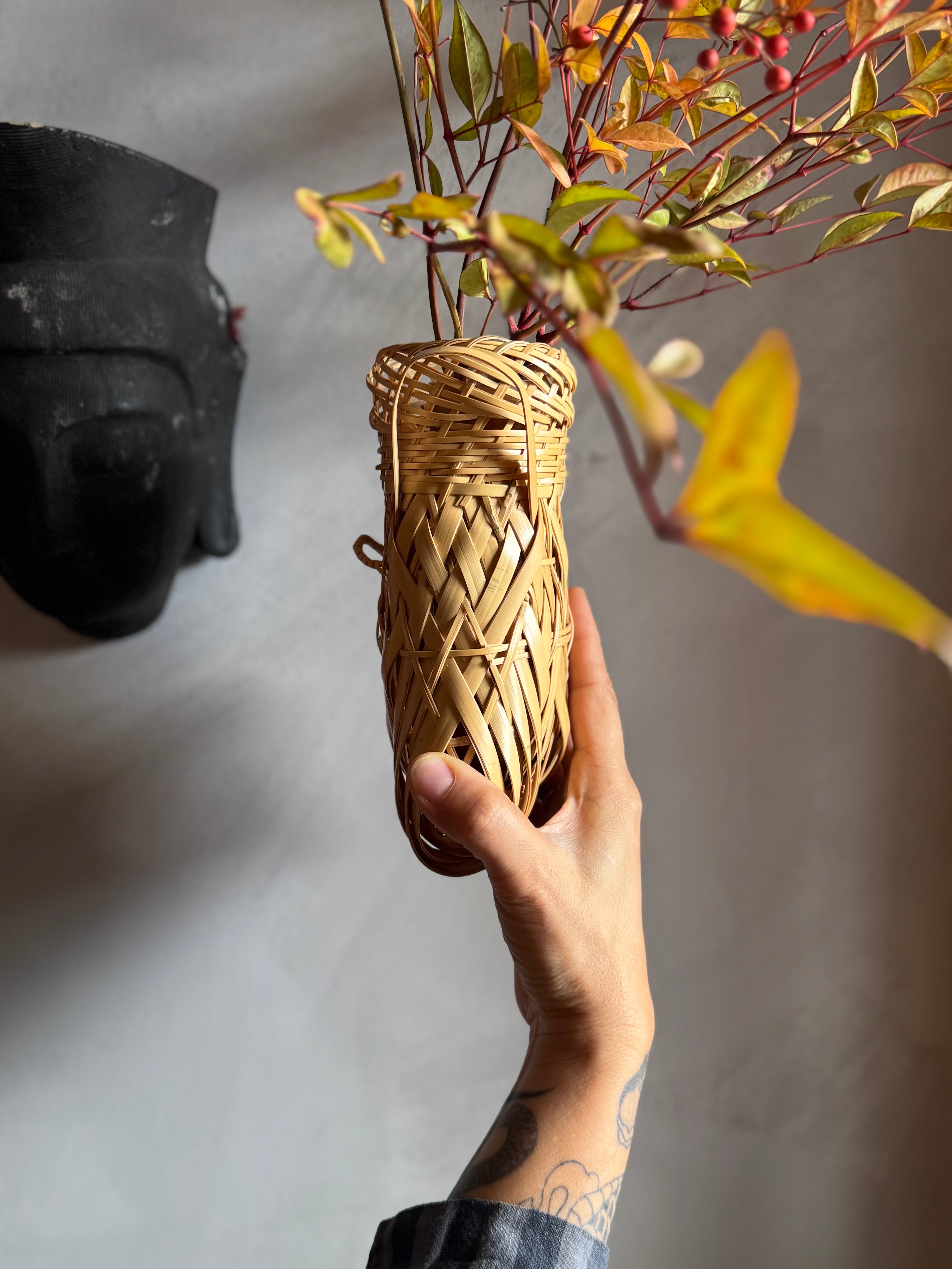 Japanese ikebana basketry wall vase