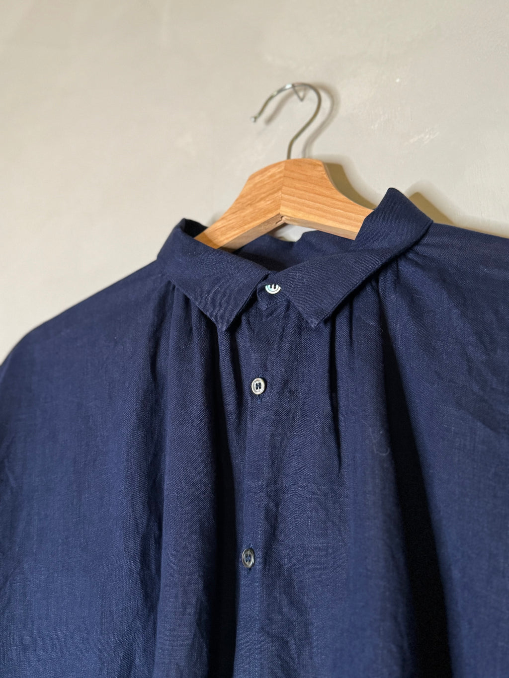 Ichi antiquites indigo linen button down shirt