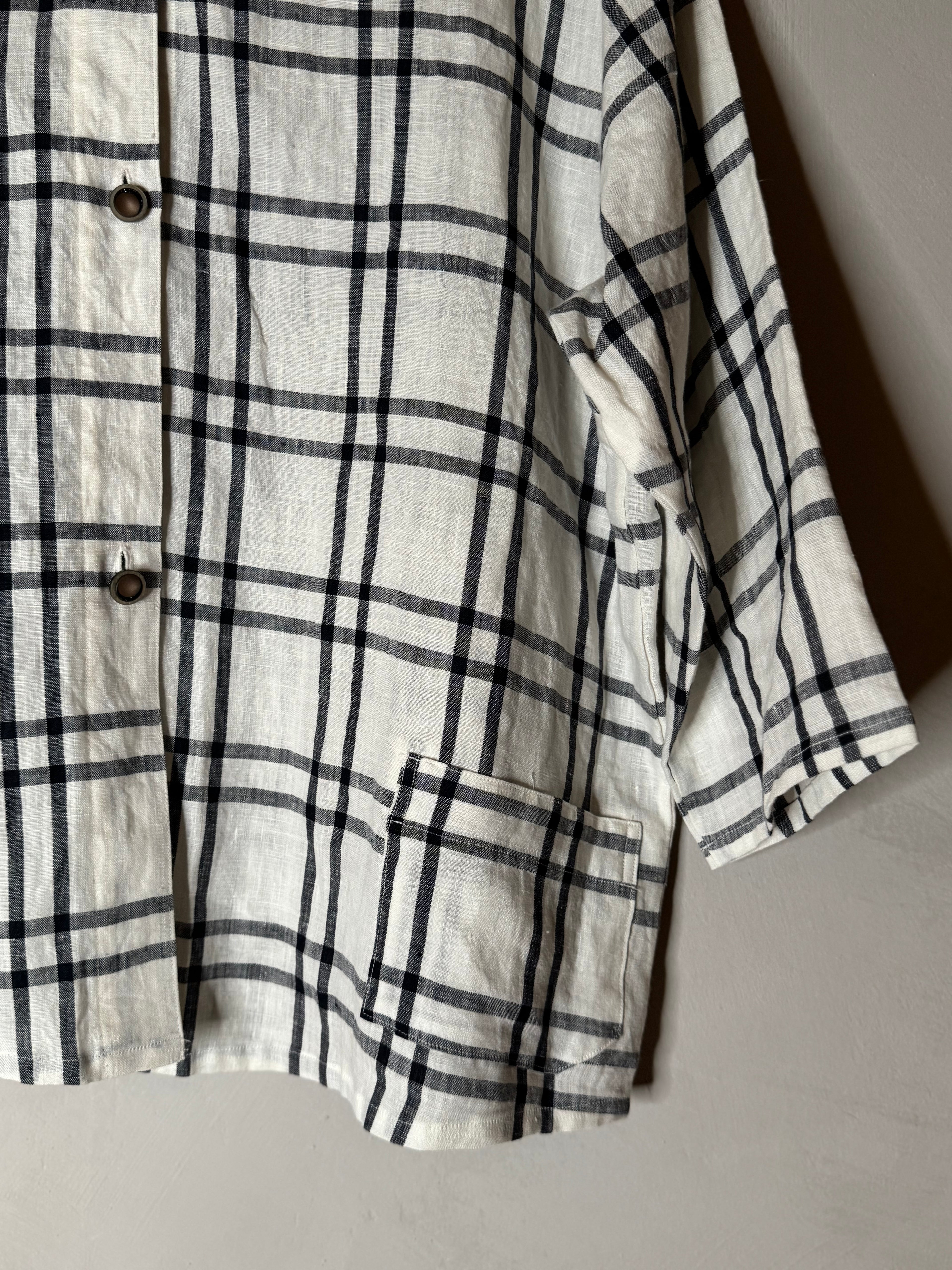 linen handmade shirt - white and navy