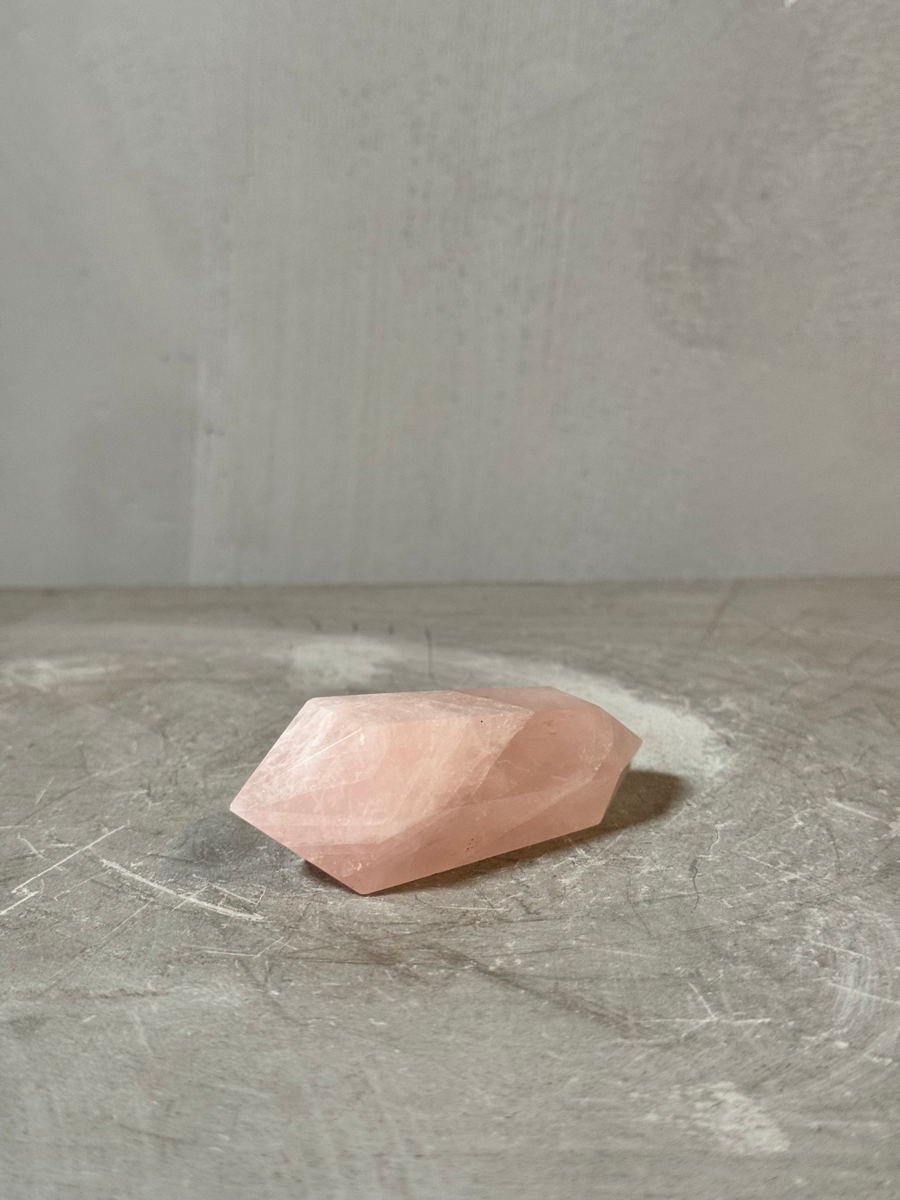 Rose quartz double terminated