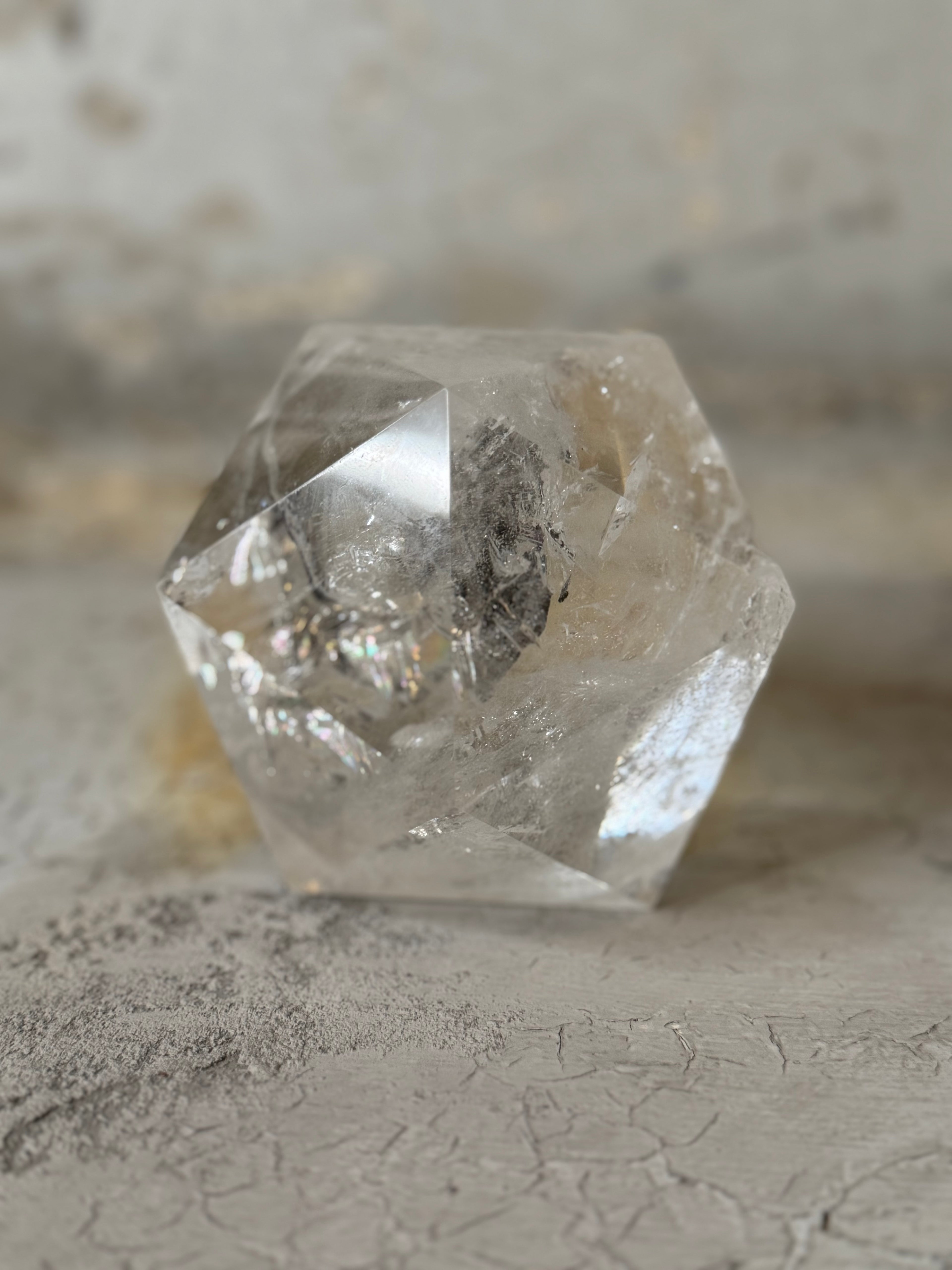 icosahedron solid quartz XL