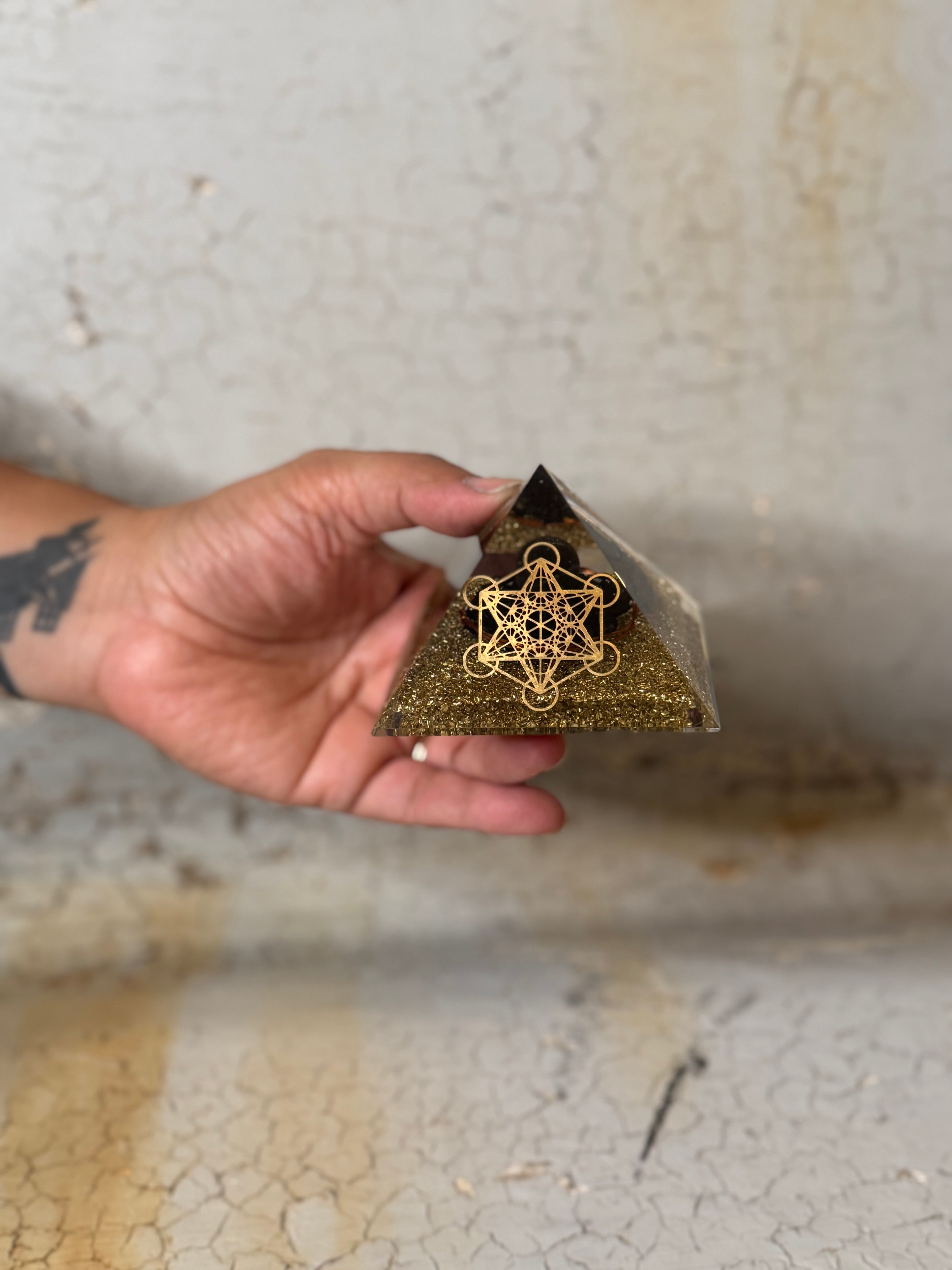Orgone  Pyramid - black tourmaline + metatron