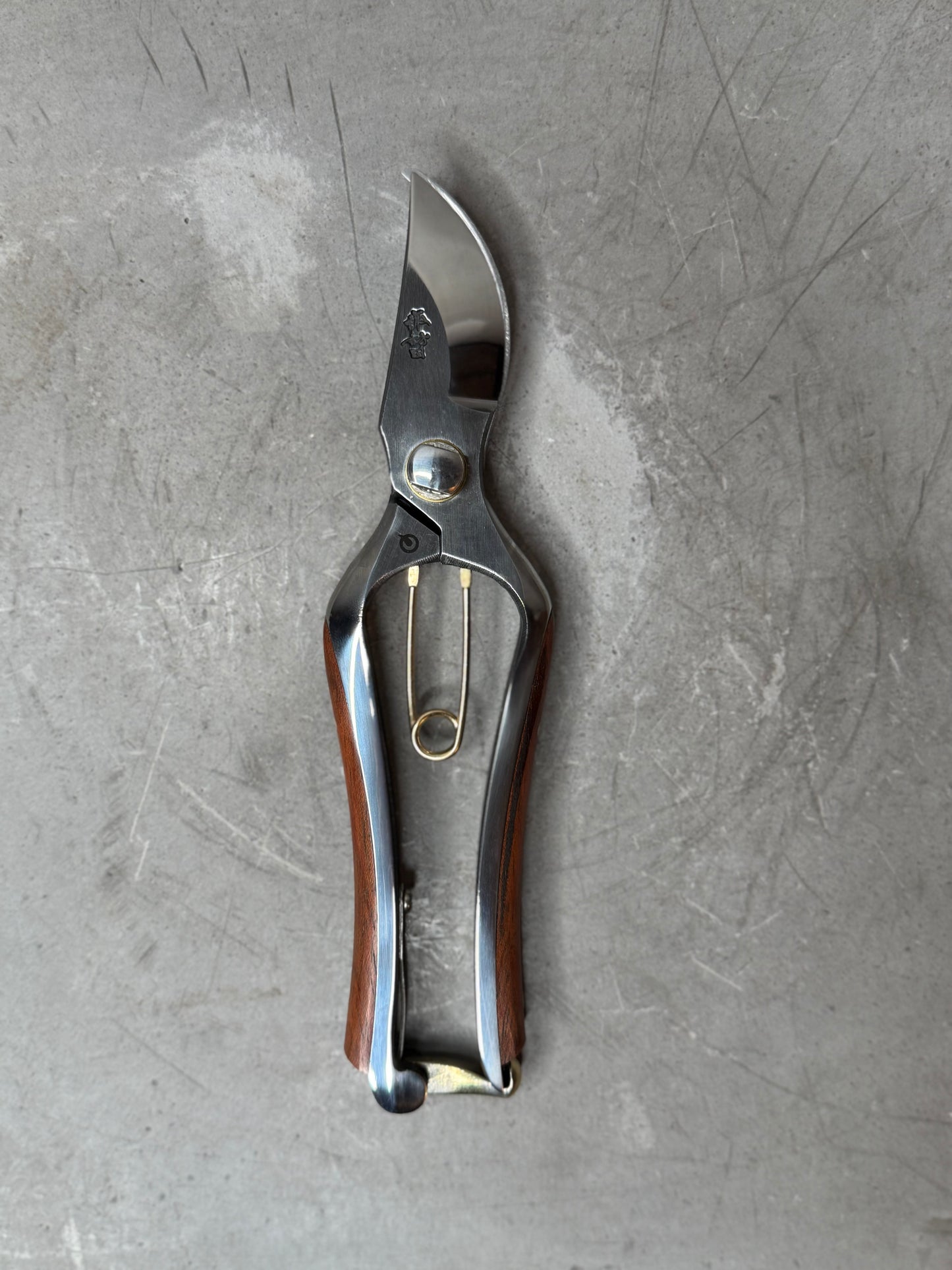 suwada garden shears with hand-carved walnut handles