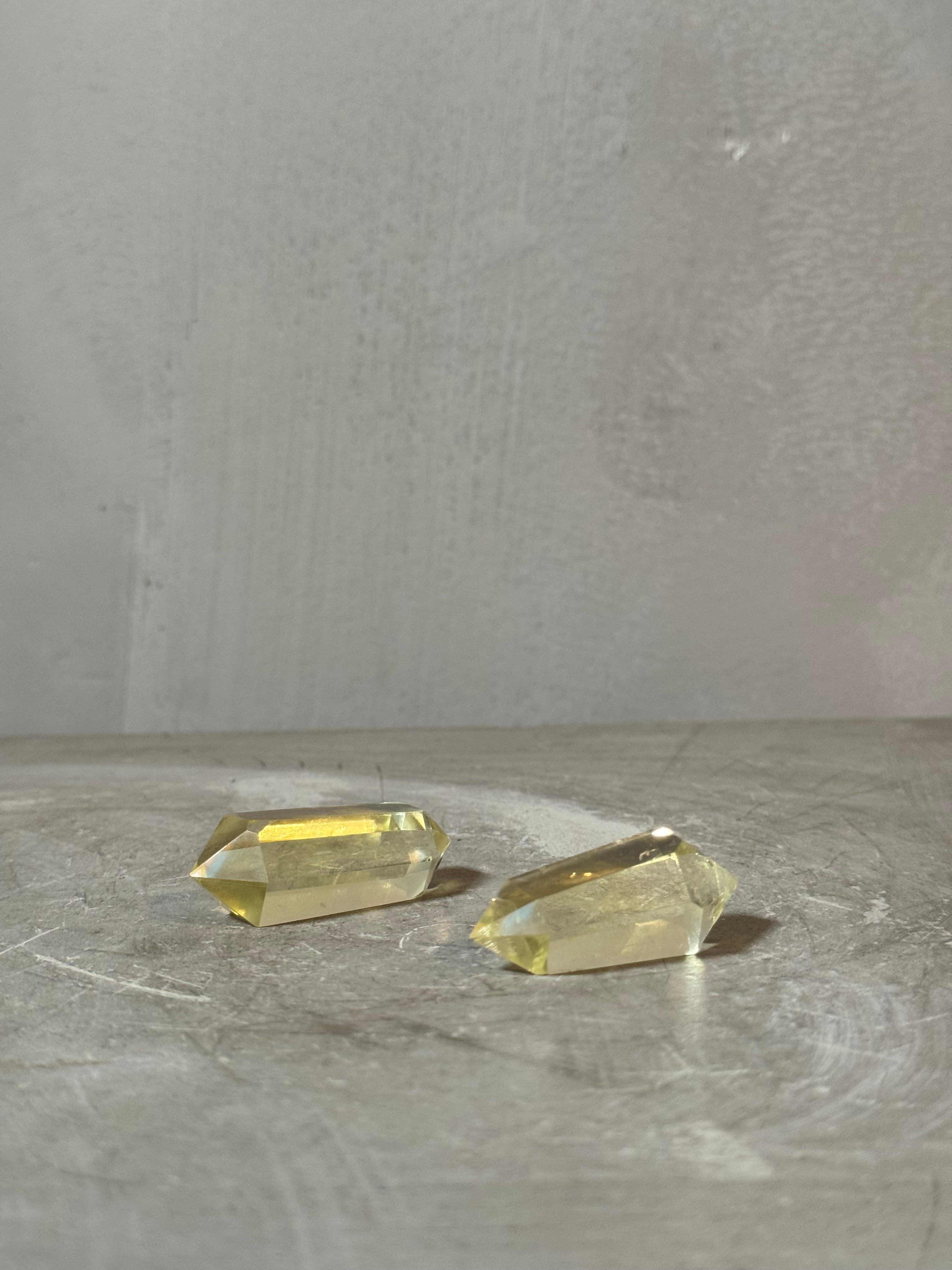 Smoky citrine points