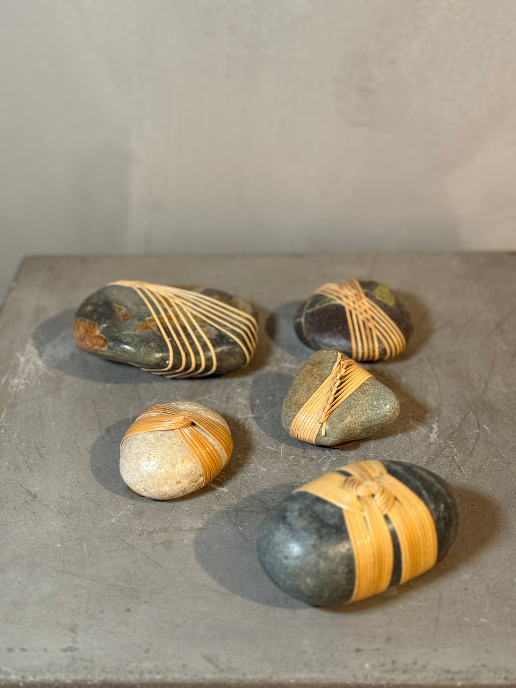 Shizu wrapped stone