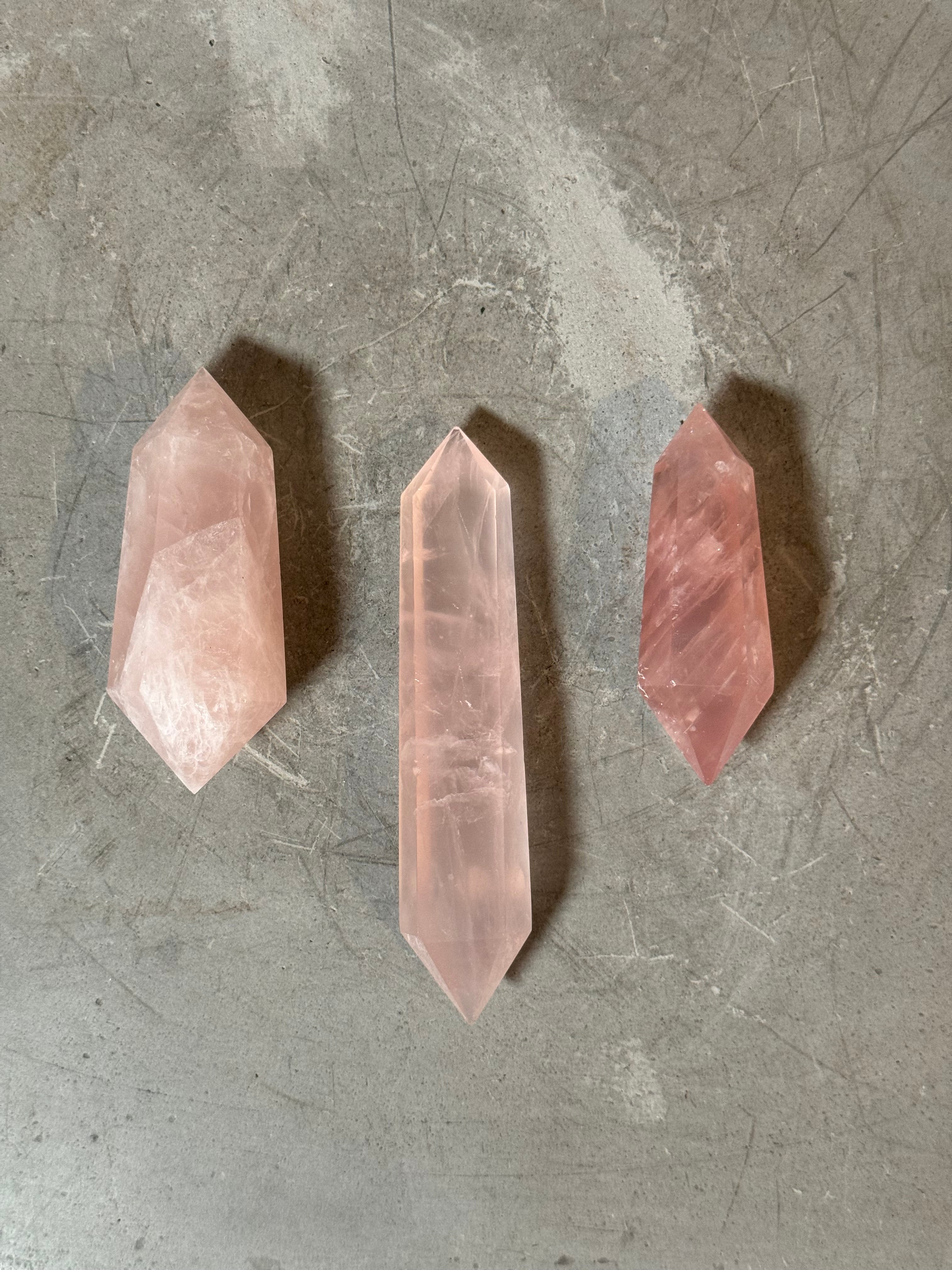 Rose quartz double terminated