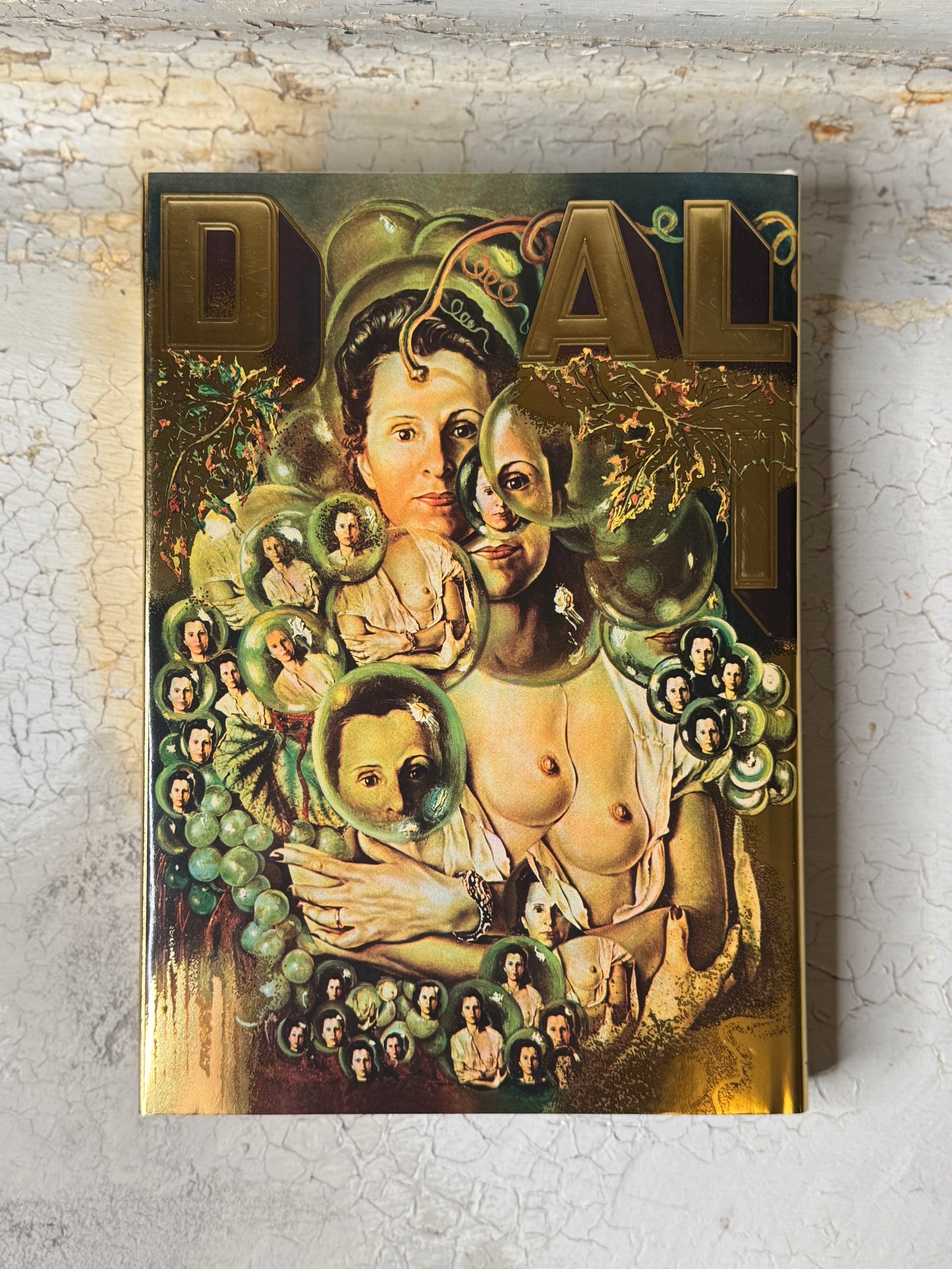 Dali: the wines of gala - taschen