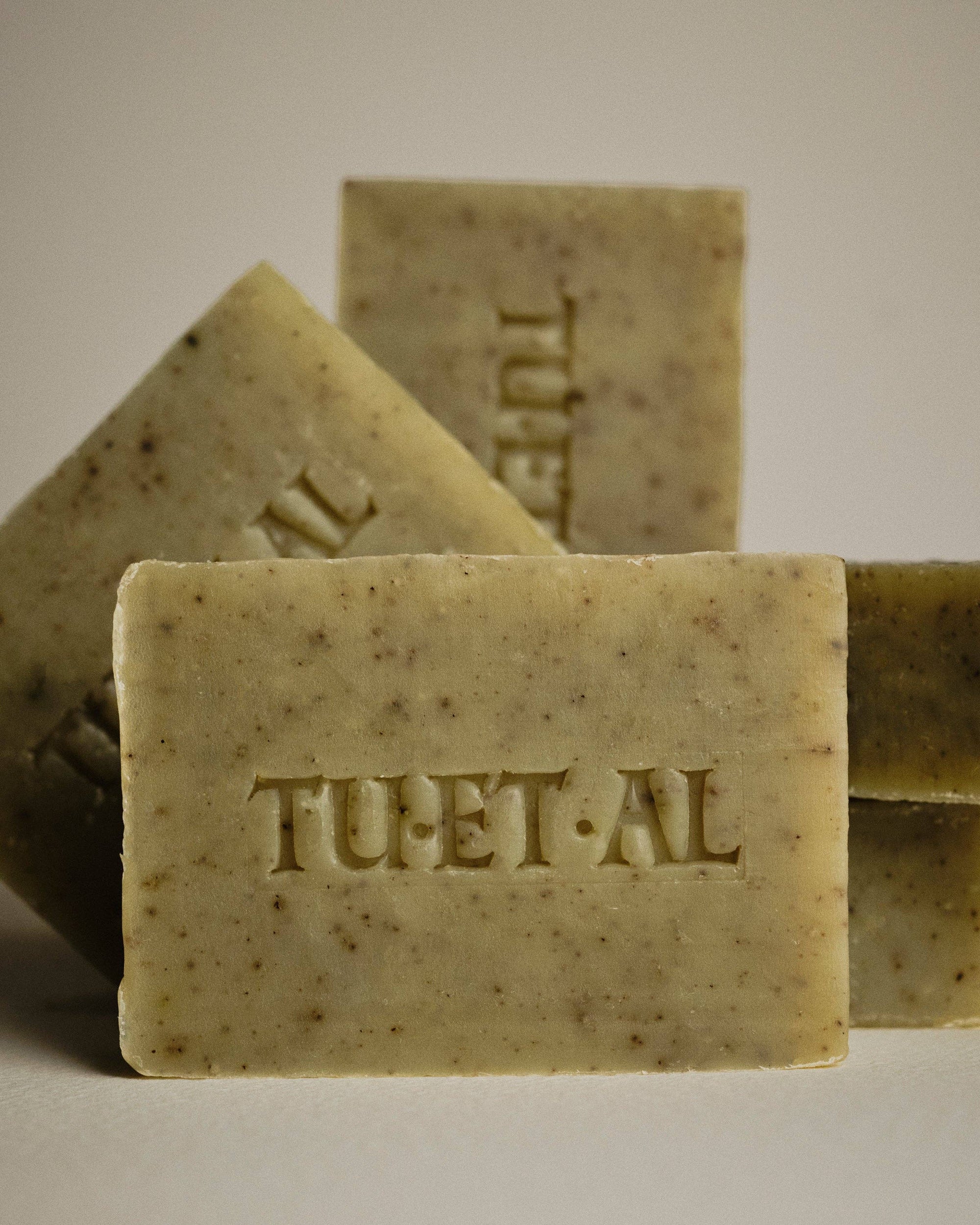 TU·ET·AL: Artemisia