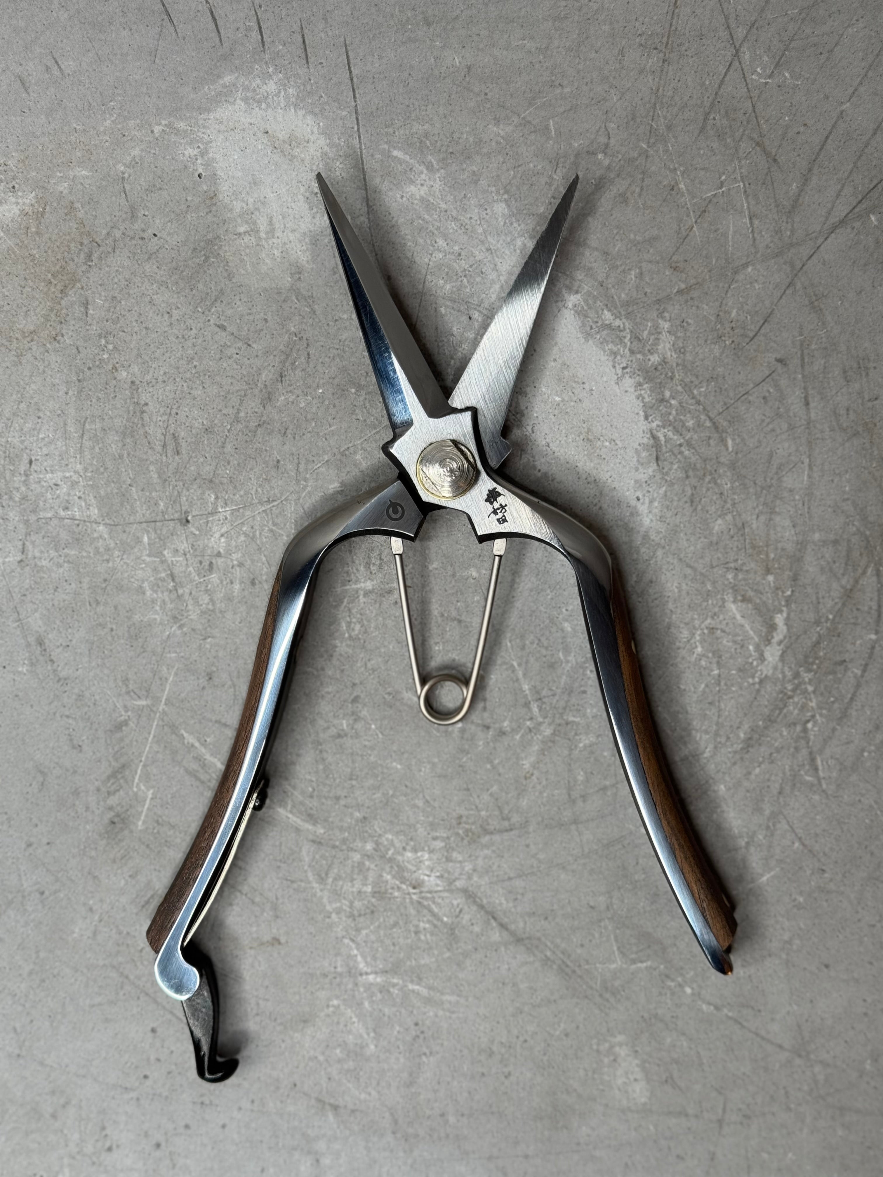 suwada flower shears with hand-carved walnut handles