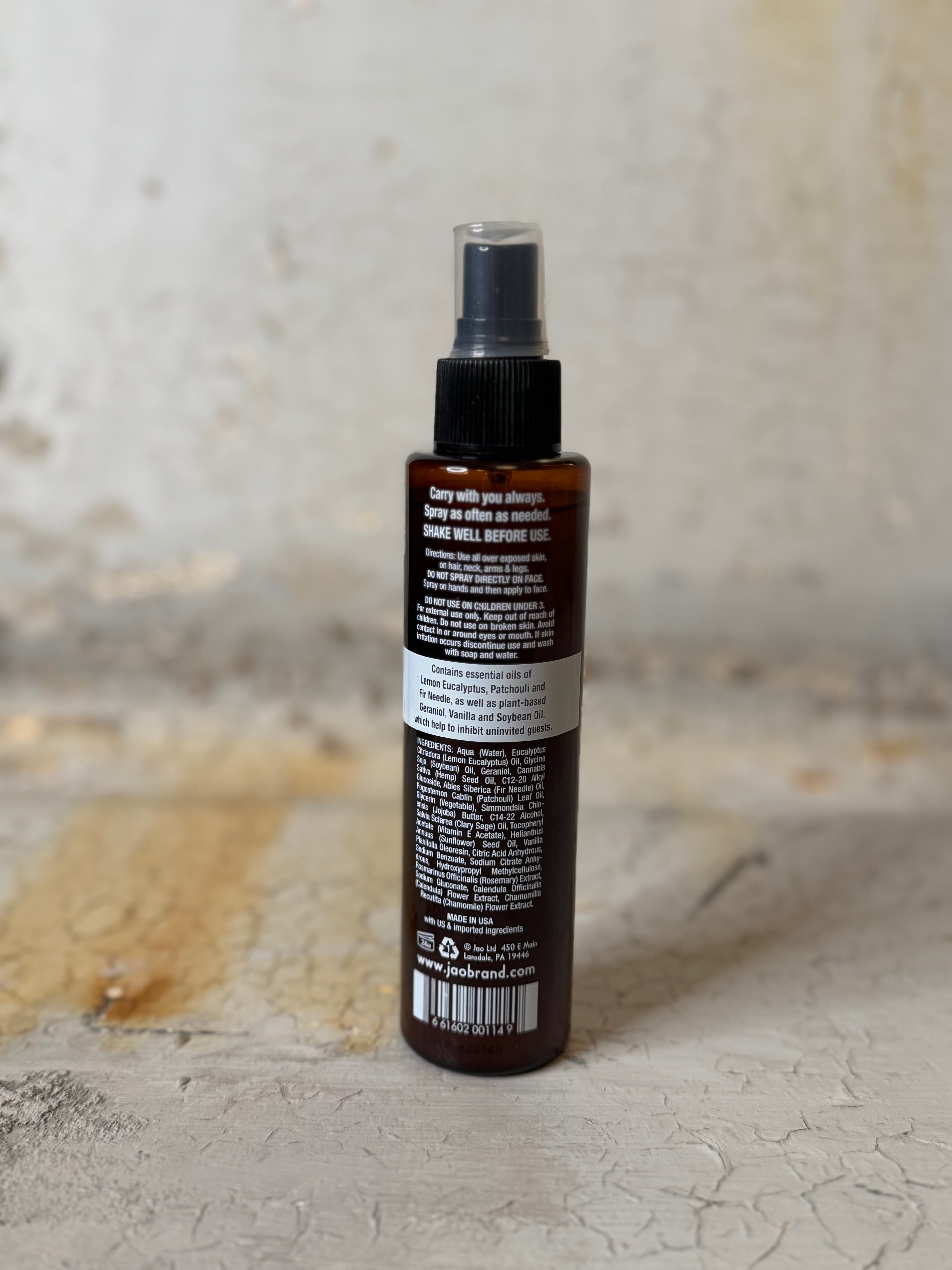 Patio Oil Bug Repelling Moisturizing Mist