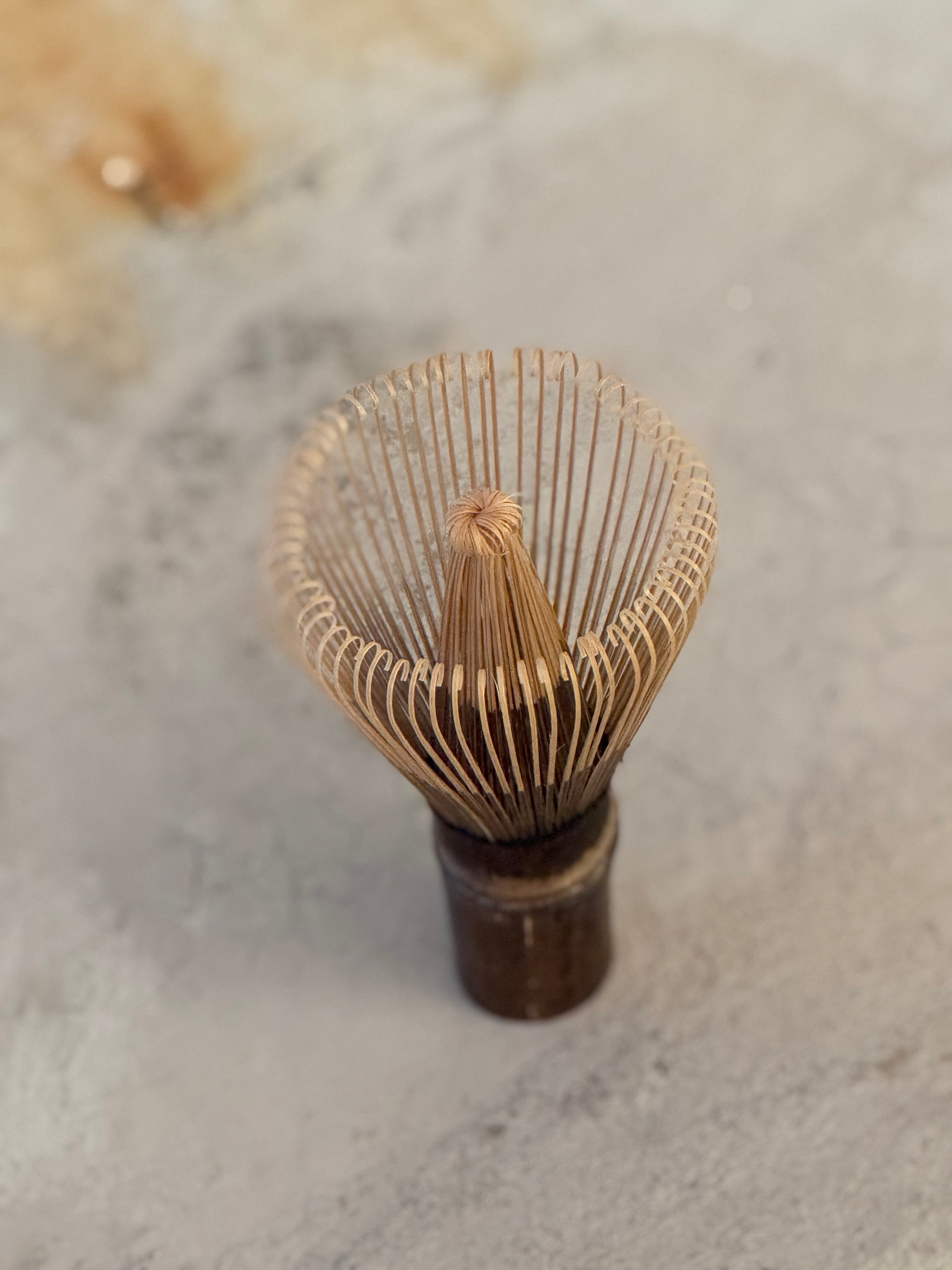 Chikusendou Chasen Matcha Whisk - dark bamboo