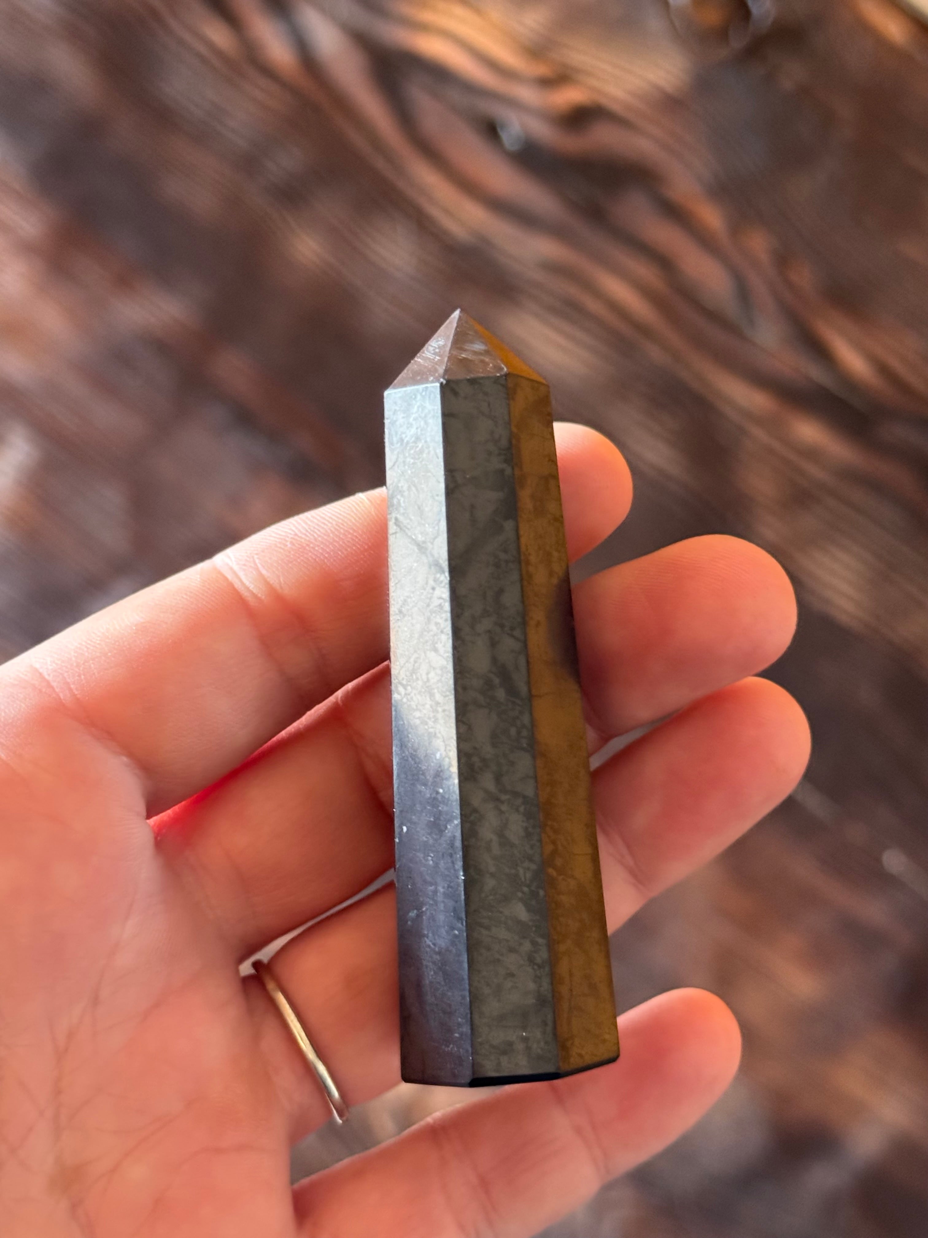 Shungite Obelisk Tower