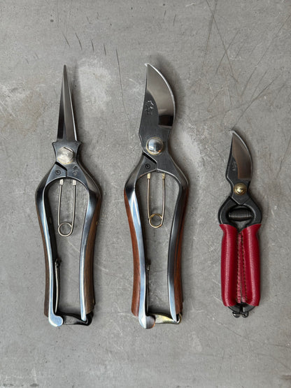 suwada flower shears with hand-carved walnut handles