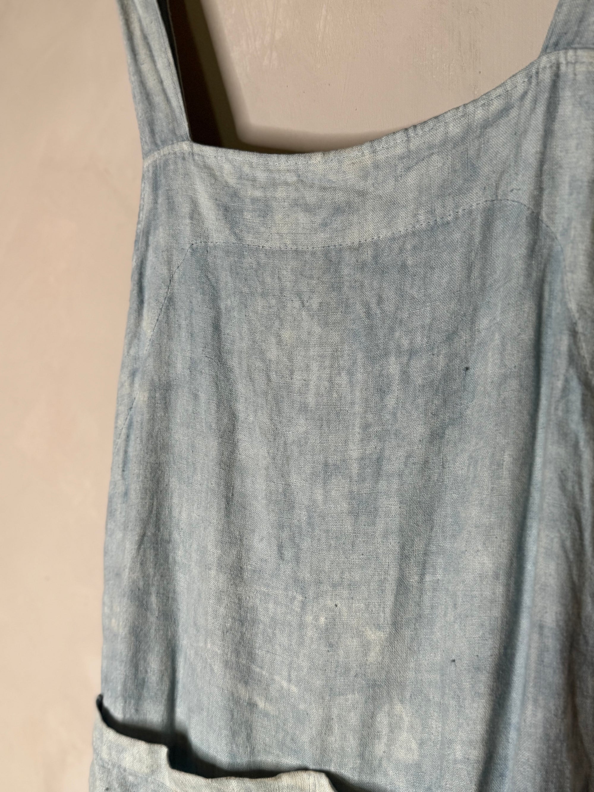 artemesia linen Indigo cross back apron