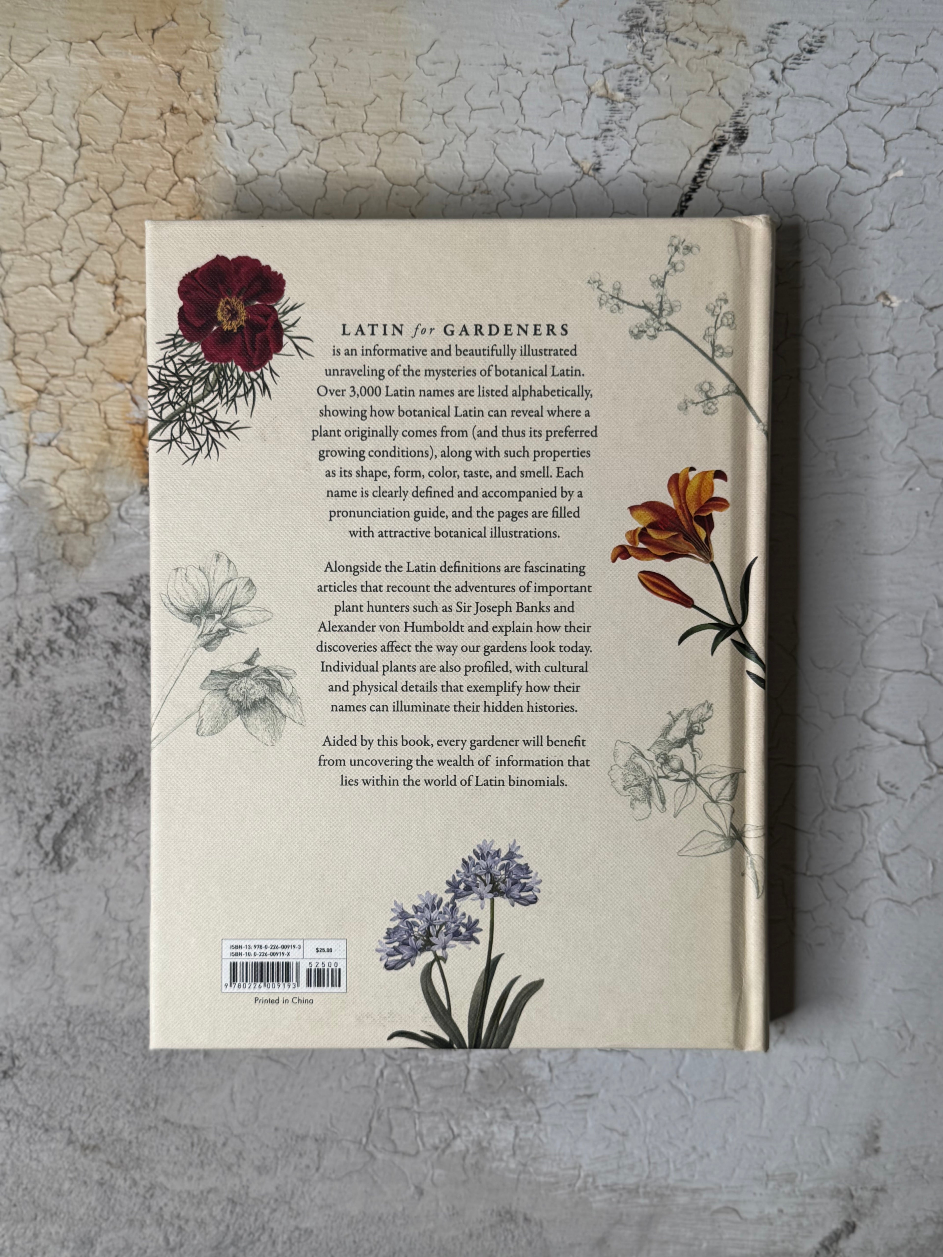 Latin for Gardeners Over 3,000 Plant Names Explained and Explored by Lorraine Harrison