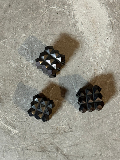 Shungite lemurian cubes