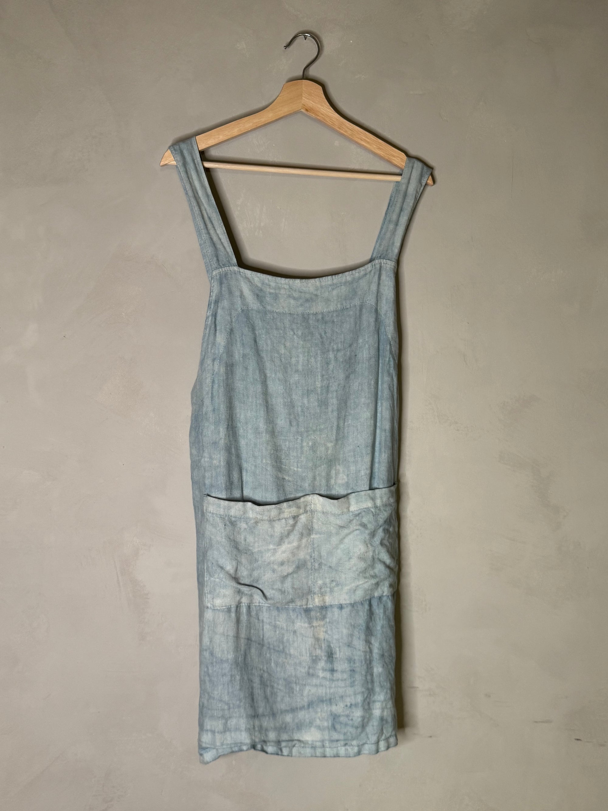 artemesia linen Indigo cross back apron