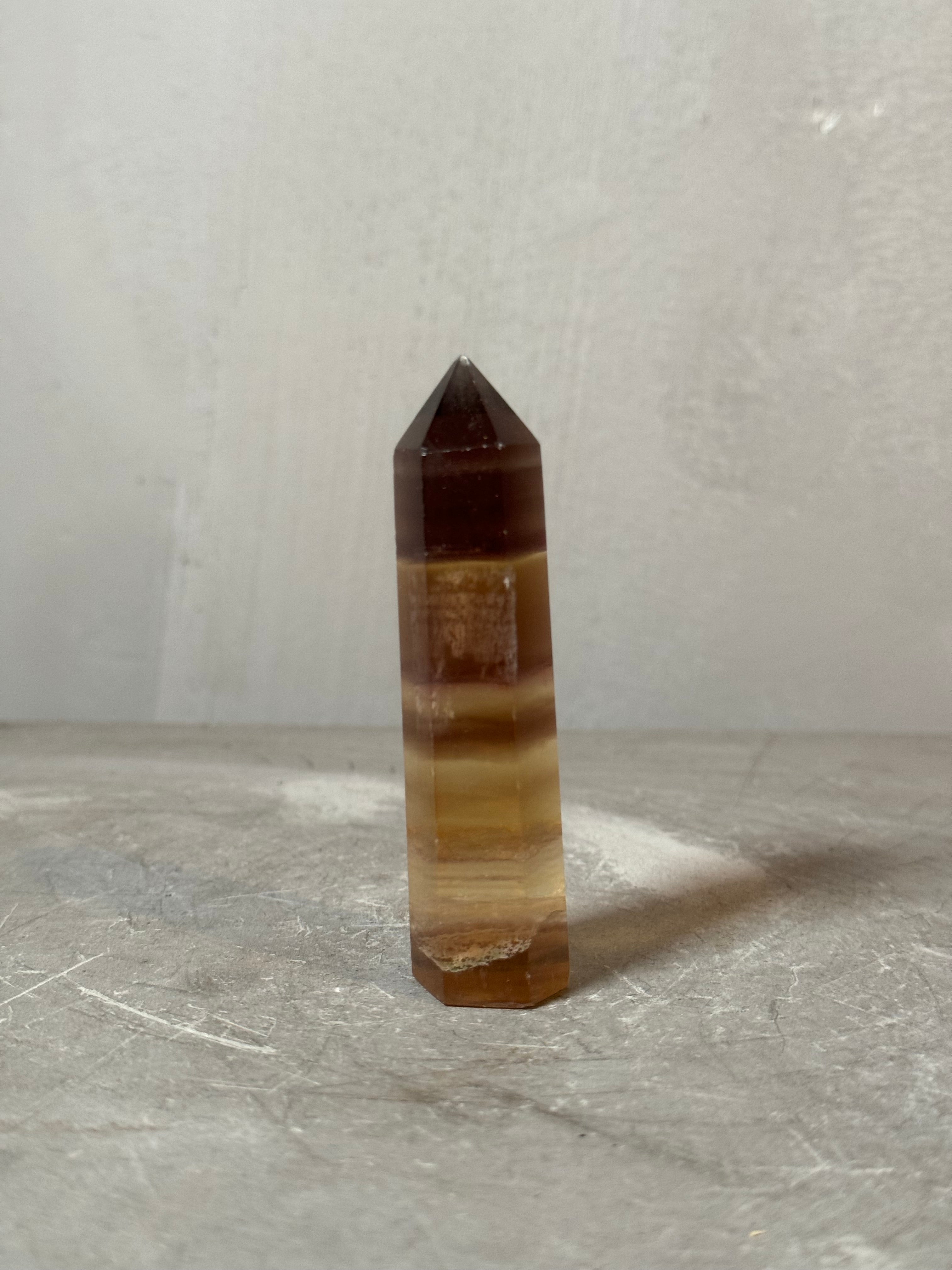 Fluorite standing - golden