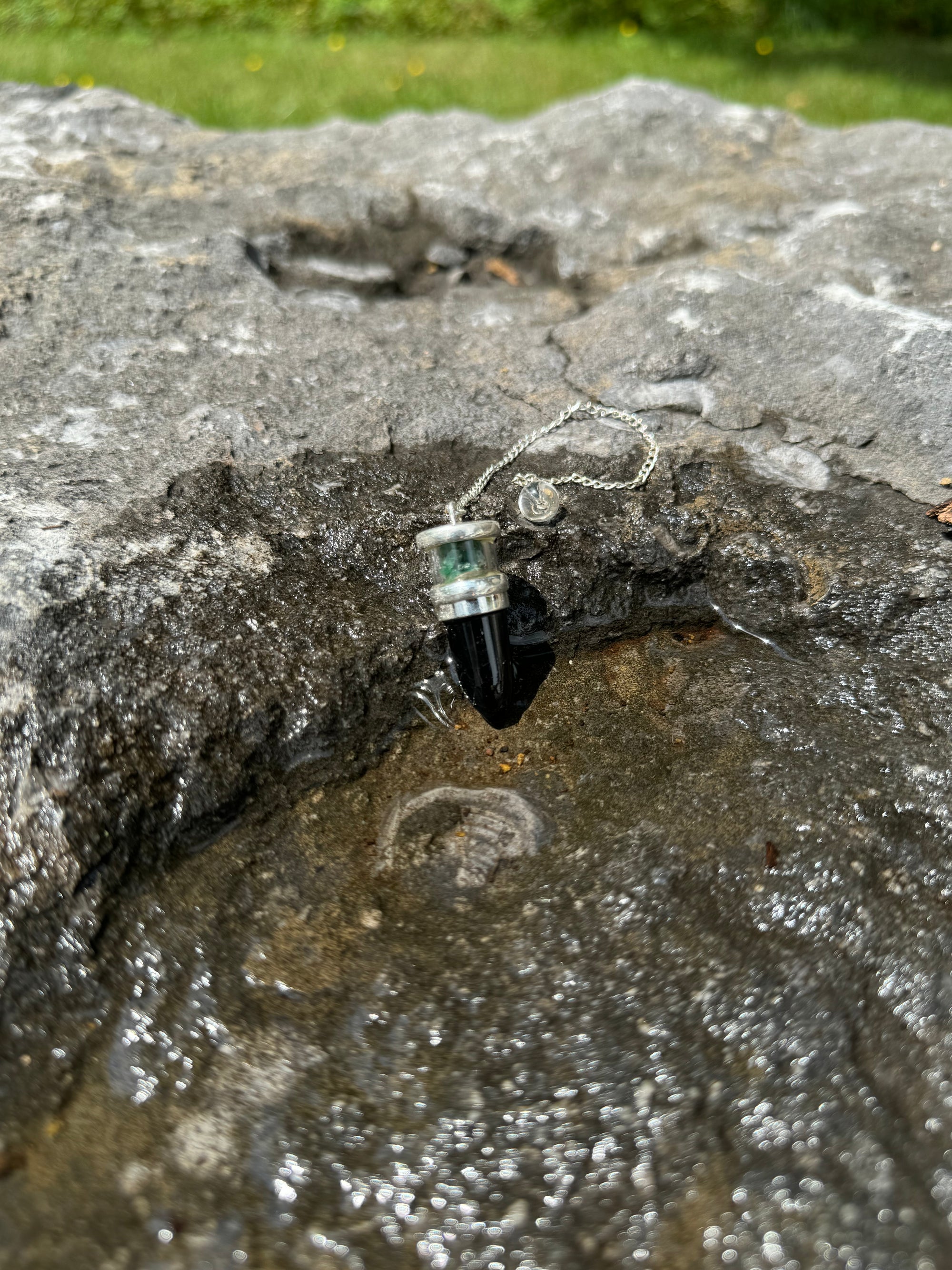 Pendulum obsidian + emerald 