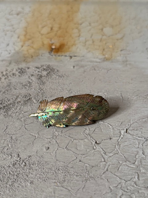 mother of pearl hand carved feather hair clip