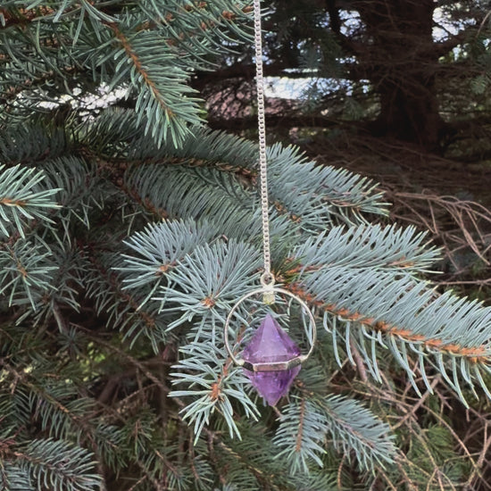 Pendulum amethyst - video