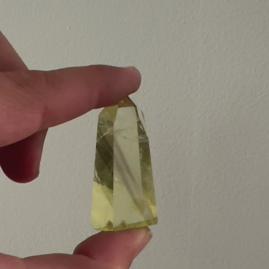 Smokey citrine points - video